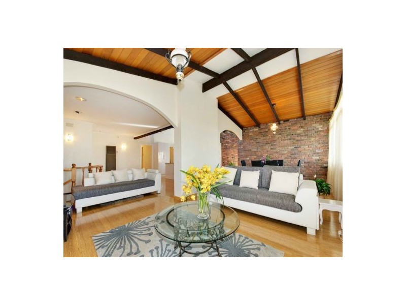 235 Mascoma Street, Strathmore VIC 3041