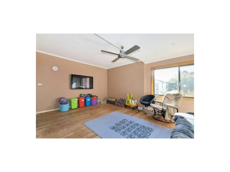 10 Ella Grove, Chelsea VIC 3196