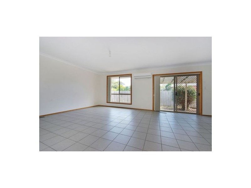 2/25 Racecourse Road, Noble Park VIC 3174