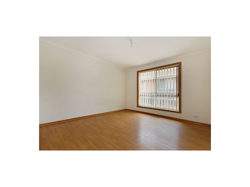 2/25 Racecourse Road, Noble Park VIC 3174