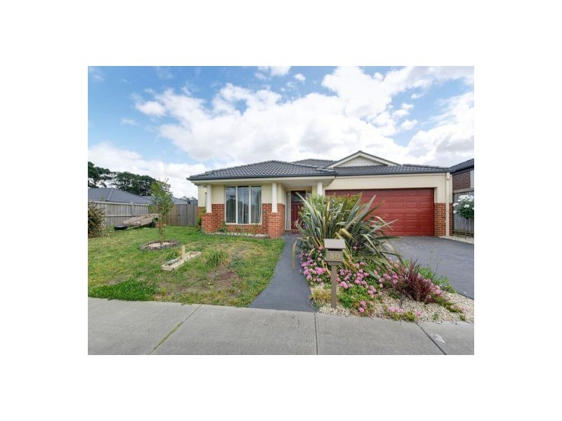 50 Sussex Street, Cranbourne North VIC 3977