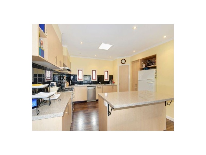 50 Sussex Street, Cranbourne North VIC 3977