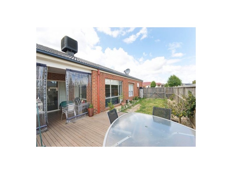 50 Sussex Street, Cranbourne North VIC 3977