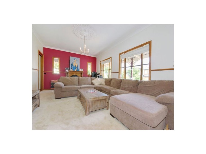 63 The Boulevard, Narre Warren South VIC 3805