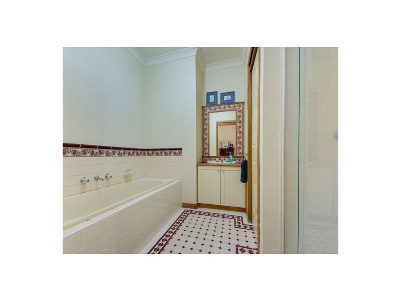 63 The Boulevard, Narre Warren South VIC 3805