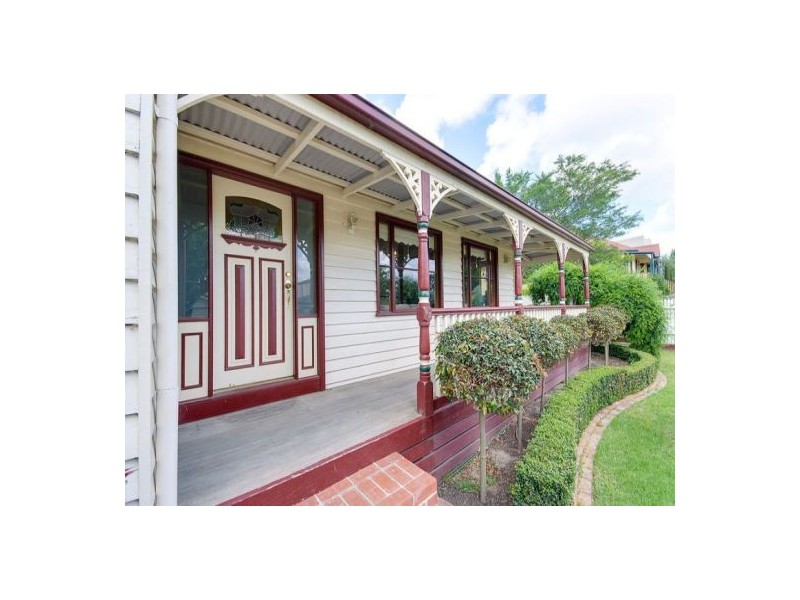 63 The Boulevard, Narre Warren South VIC 3805