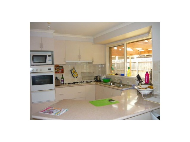 6 Dairy Place, Skye VIC 3977