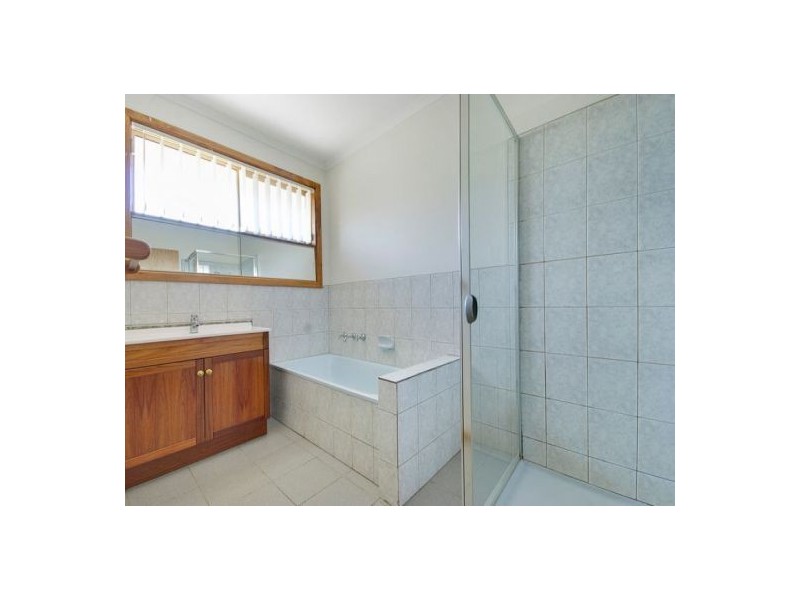 2/25 Racecourse Road, Noble Park VIC 3174