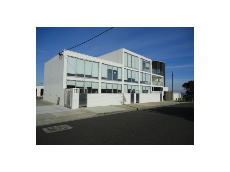 10/18 Avondale Avenue, Chelsea VIC 3196