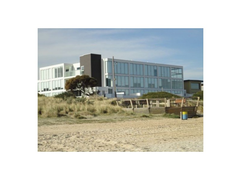 10/18 Avondale Avenue, Chelsea VIC 3196