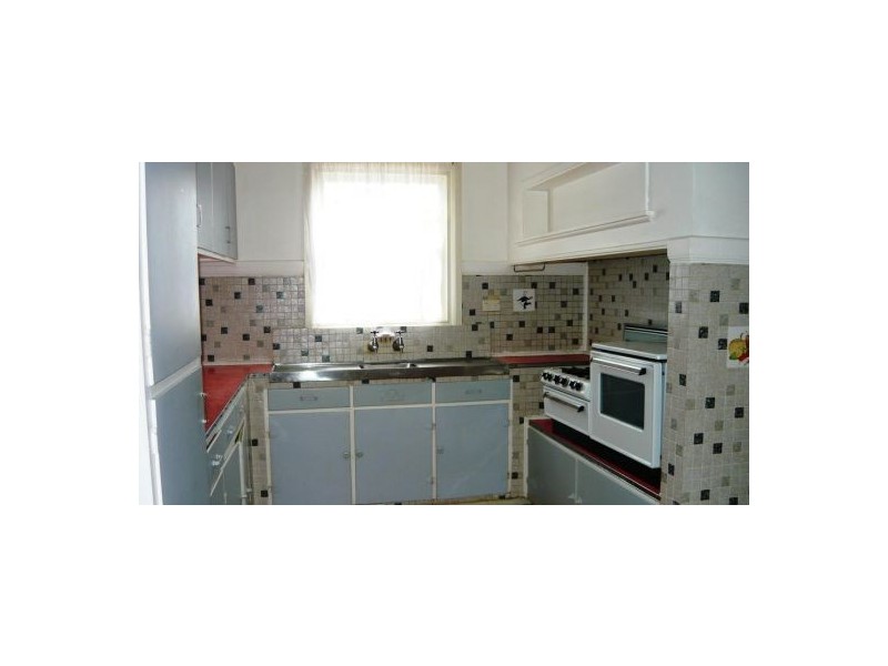 42 Elsie Grove, Chelsea VIC 3196