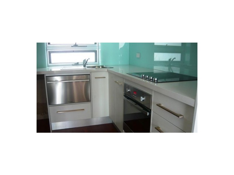 2/18 Avondale Avenue, Chelsea VIC 3196