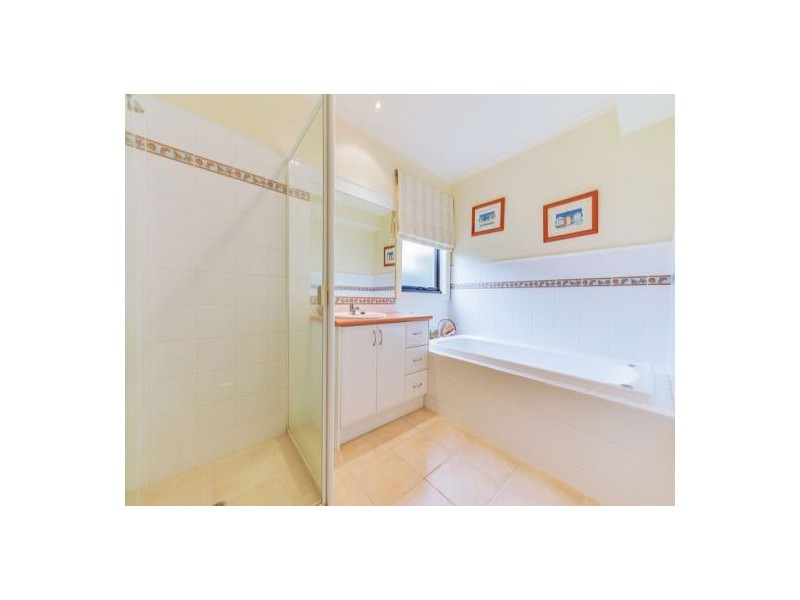 9a Bapaume Avenue, Edithvale VIC 3196
