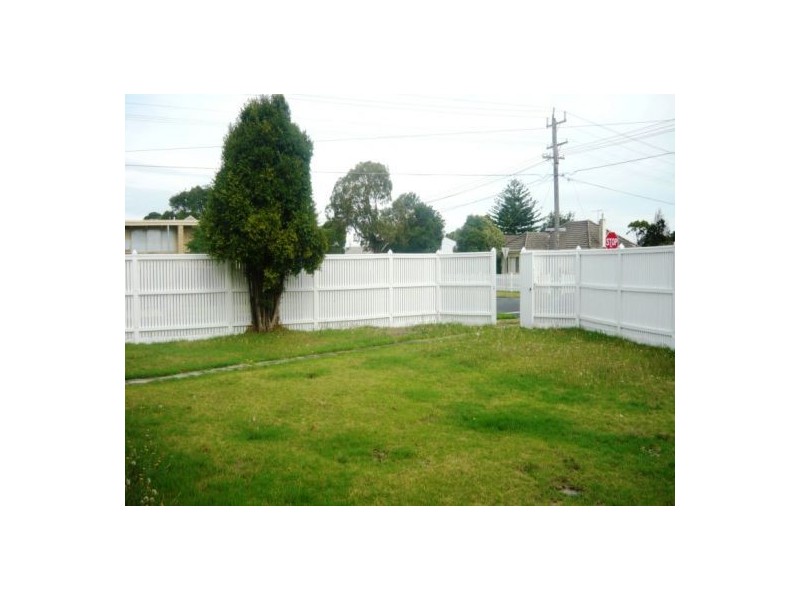 58 Northcliffe Road, Edithvale VIC 3196