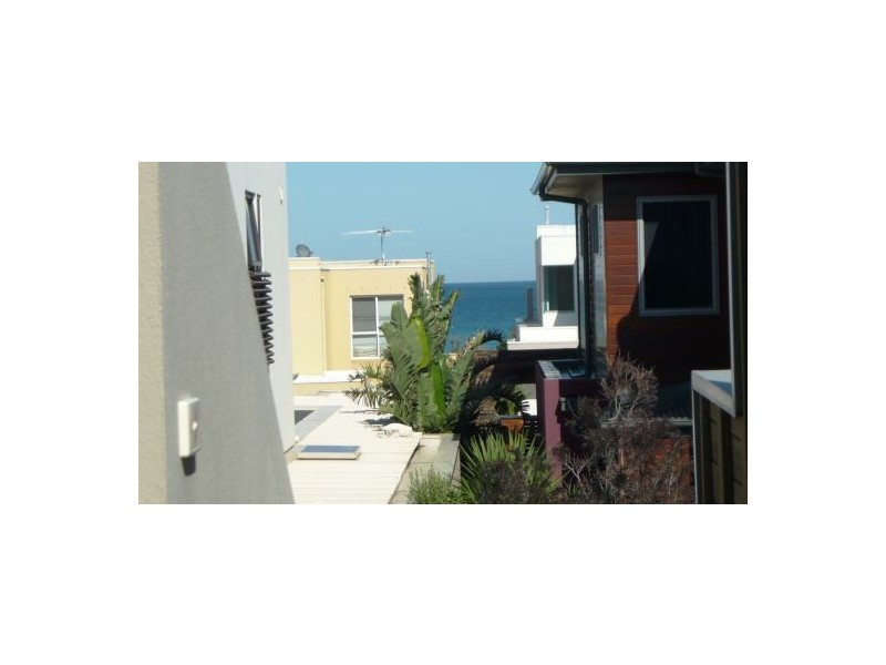 2 227 Nepean Higway, Edithvale VIC 3196