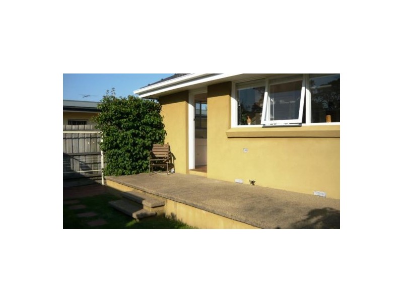 1/87 Lochiel Avenue, Edithvale VIC 3196