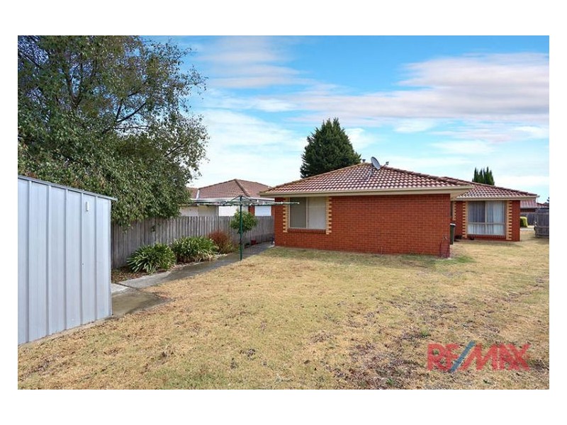 8 Rubicon Court, Hallam VIC 3803