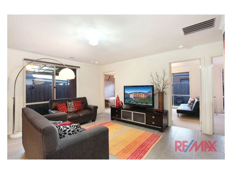 3 Massie Drive, Hampton Park VIC 3976