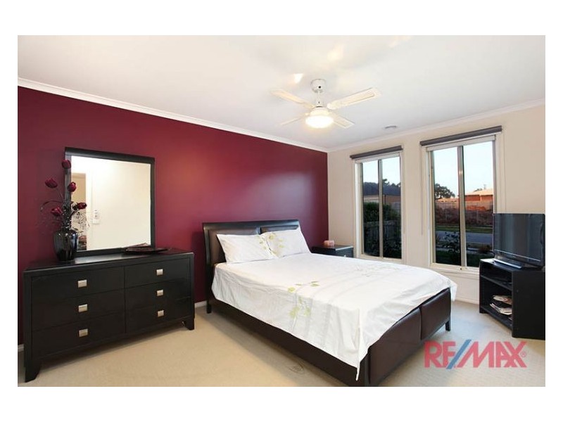 3 Massie Drive, Hampton Park VIC 3976