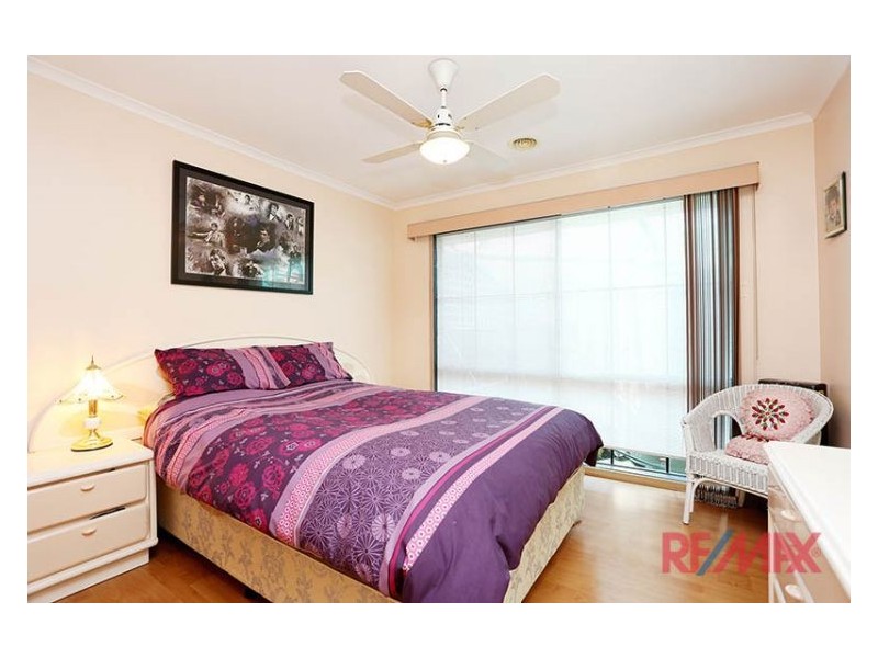 10 Bill Place, Hampton Park VIC 3976