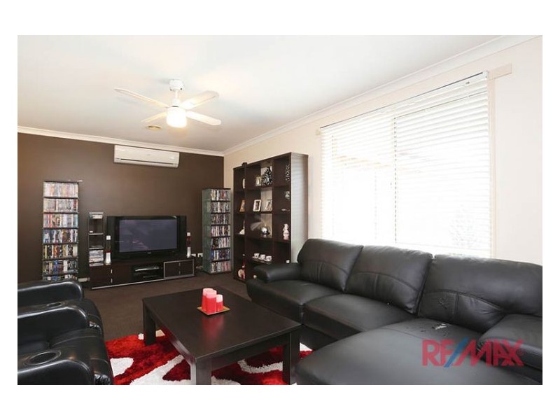 5 Ironbark Close, Hampton Park VIC 3976