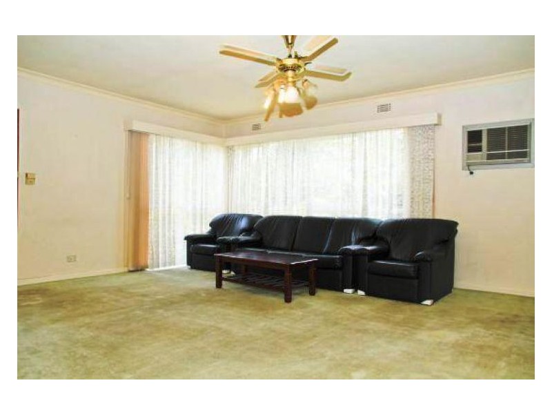 35 Dennis Street, Clayton VIC 3168