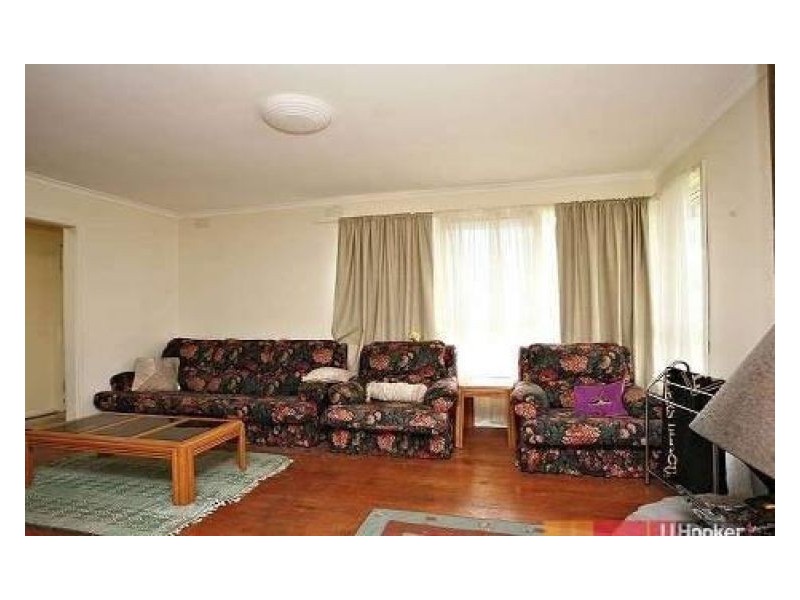10 Fairbairn Road, Cranbourne VIC 3977