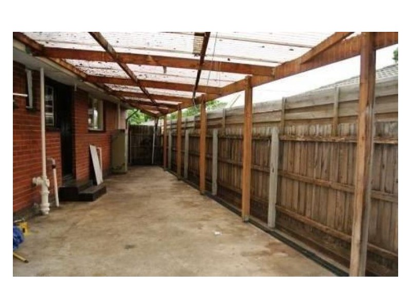 10 Fairbairn Road, Cranbourne VIC 3977