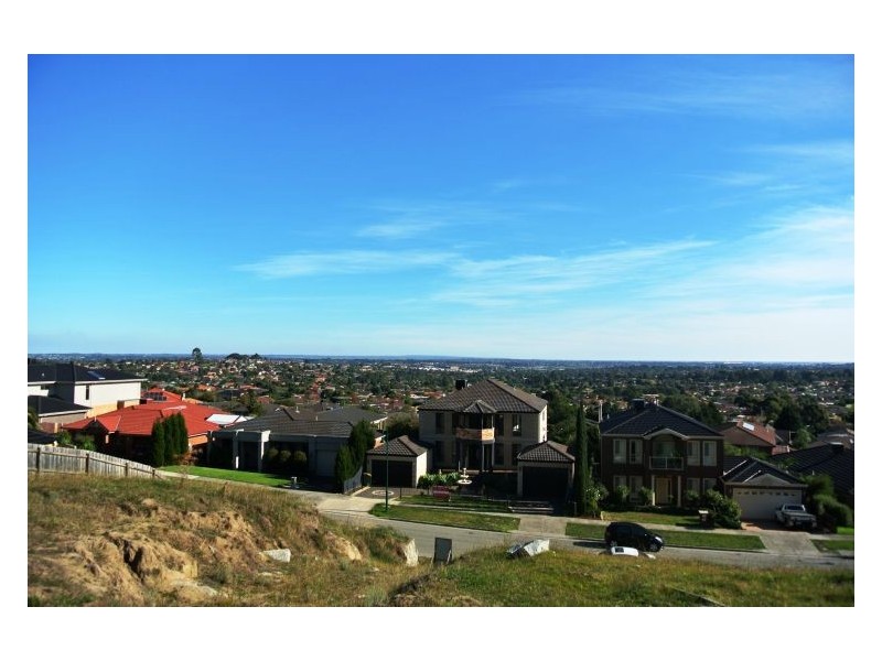 31 Montbrae Circuit, Narre Warren North VIC 3804