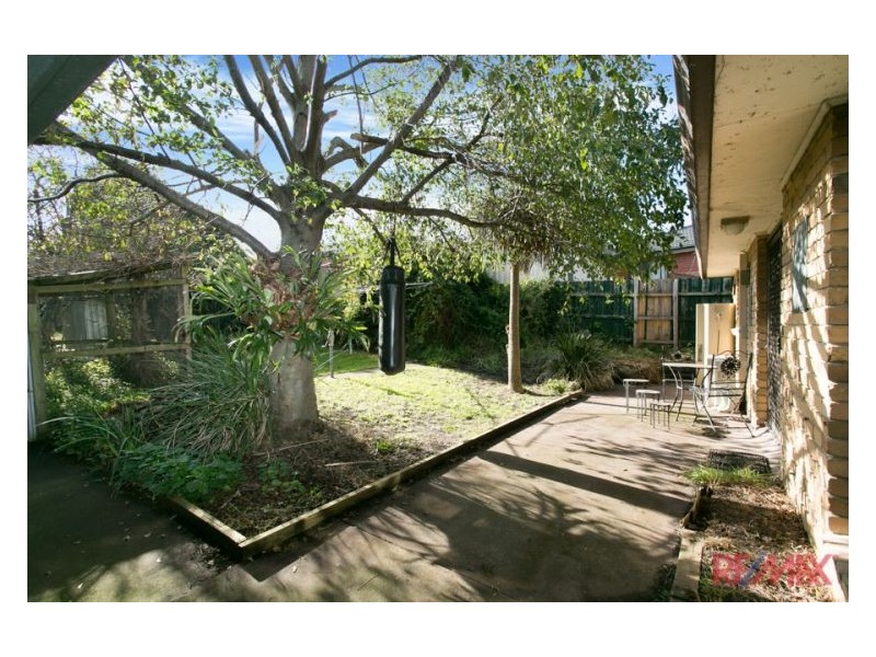 5 Allison Avenue, Eumemmerring VIC 3177