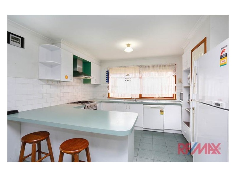 12 Warana Drive, Hampton Park VIC 3976