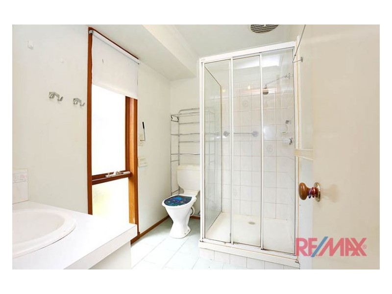 12 Warana Drive, Hampton Park VIC 3976