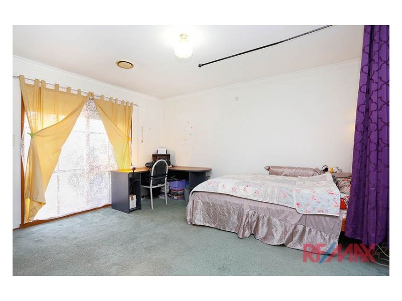 12 Warana Drive, Hampton Park VIC 3976