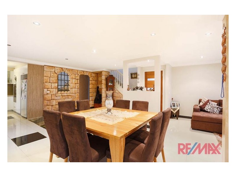 19 Beckington Crescent, Hampton Park VIC 3976