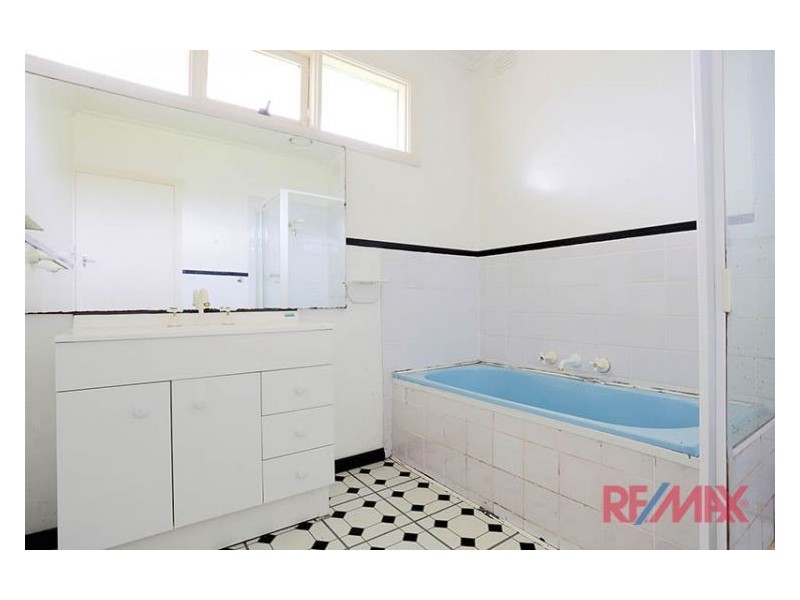 32 The Fairway, Hampton Park VIC 3976