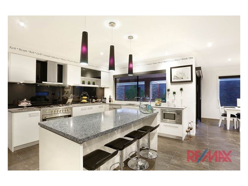 49 Lyndhurst Boulevard, Lyndhurst VIC 3975