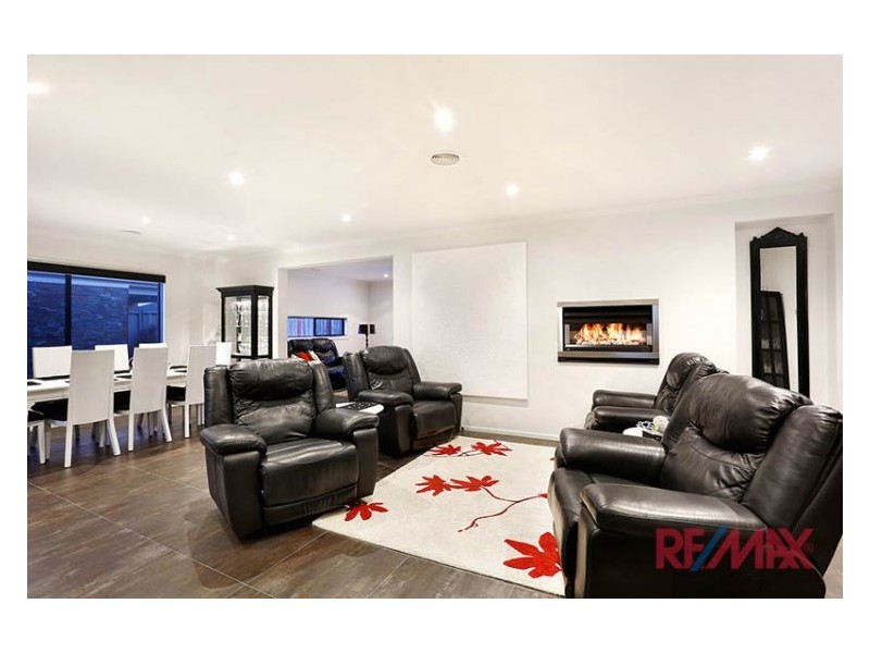 49 Lyndhurst Boulevard, Lyndhurst VIC 3975