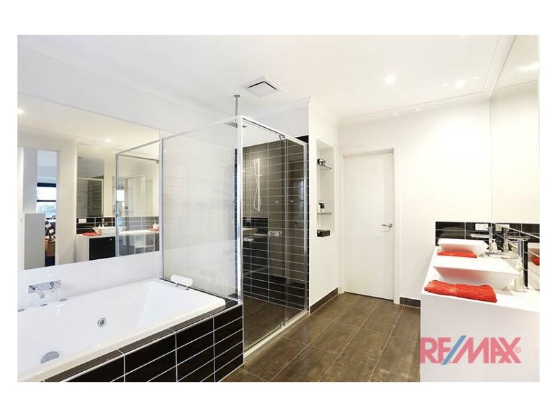 49 Lyndhurst Boulevard, Lyndhurst VIC 3975