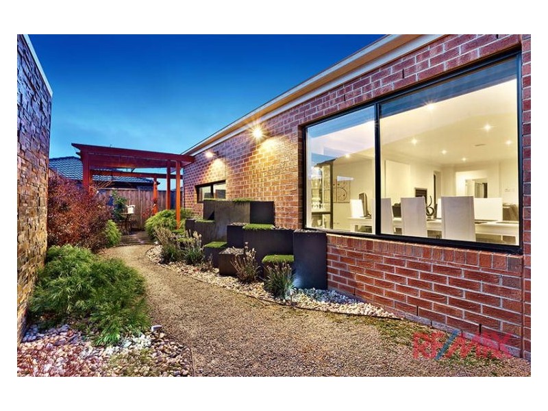 49 Lyndhurst Boulevard, Lyndhurst VIC 3975