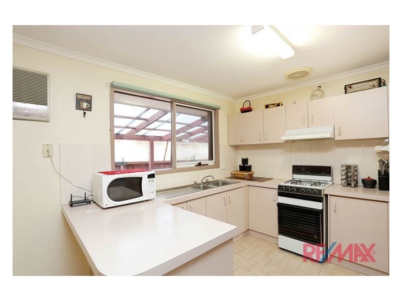 10 Meredith Crescent, Hampton Park VIC 3976