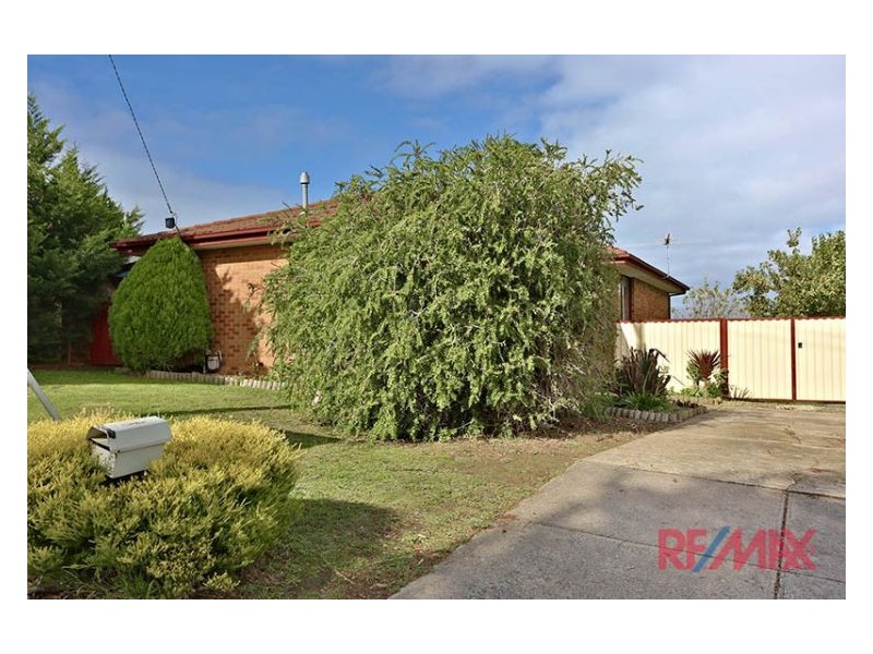 10 Meredith Crescent, Hampton Park VIC 3976