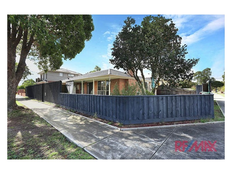 16 Regal Avenue, Hallam VIC 3803