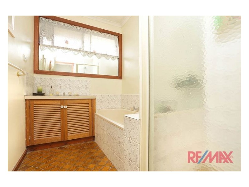 1 Gina Court, Hallam VIC 3803