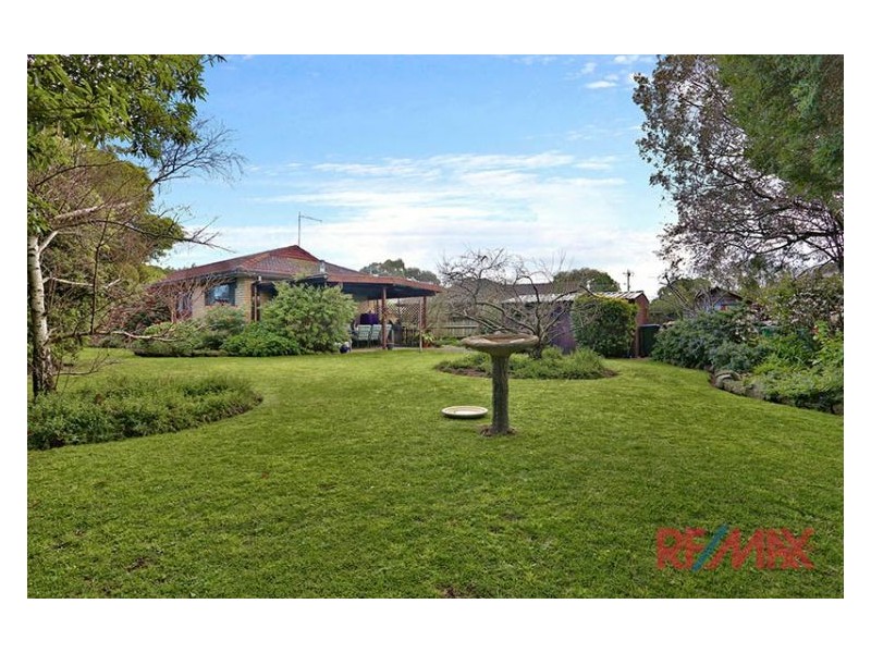 1 Gina Court, Hallam VIC 3803