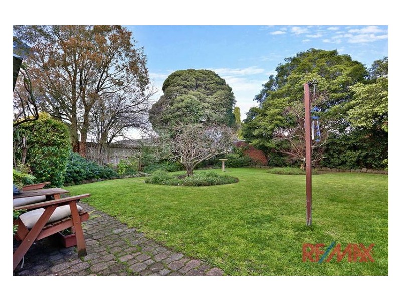 1 Gina Court, Hallam VIC 3803