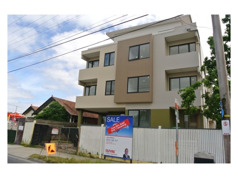 69 Clow Street, Dandenong VIC 3175