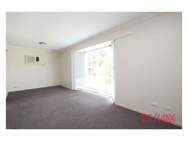 8 Verona Drive, Hampton Park VIC 3976