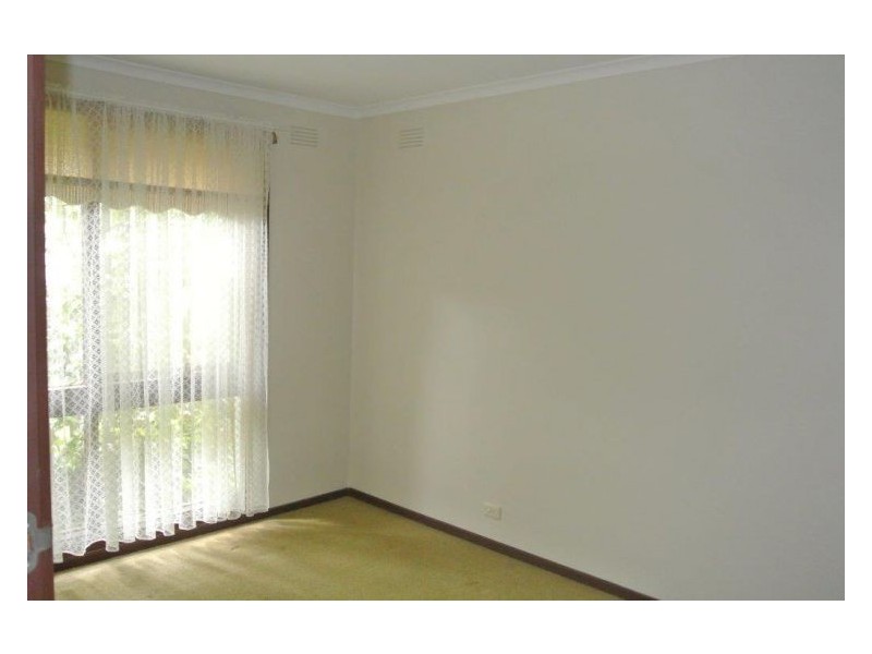 27 Camelot Drive, Glen Waverley VIC 3150