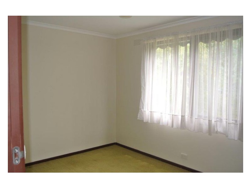 27 Camelot Drive, Glen Waverley VIC 3150