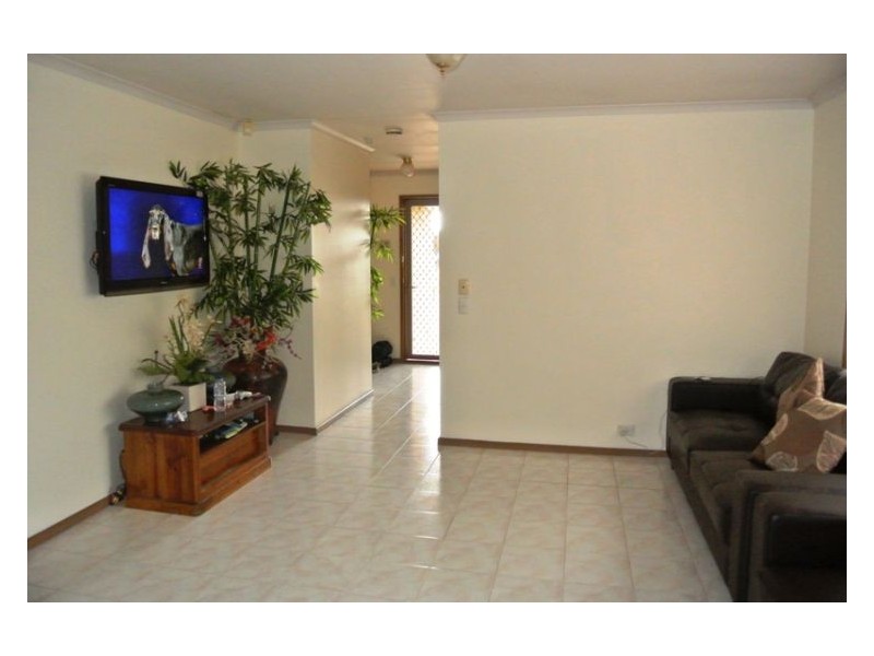 2 Westminster Court, Hampton Park VIC 3976